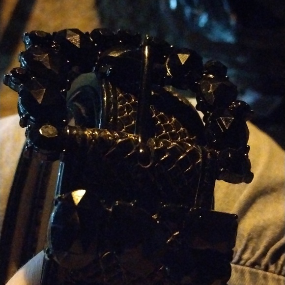 Belt - Picture 2 of 2